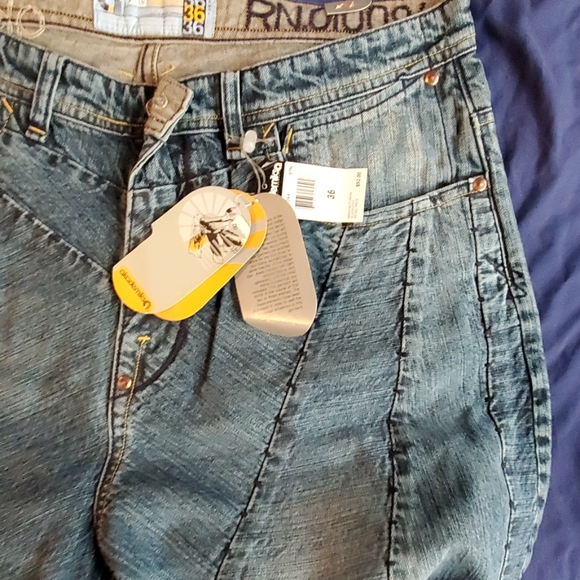 Jeans - Picture 6 of 6